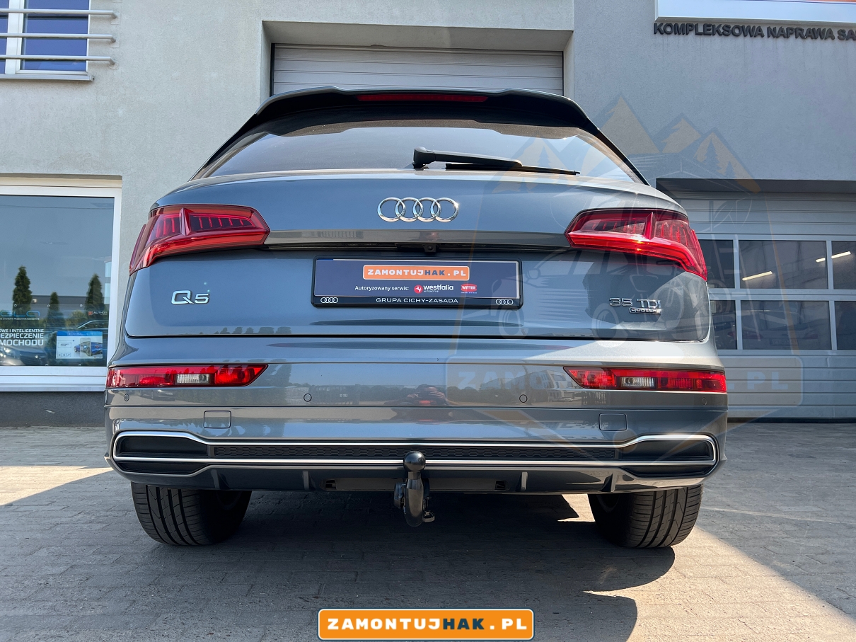 Zamontowany hak holowniczy Westfalia w Audi Q5 2020 - bezpieczne i wygodne holowanie dla Twojego samochodu